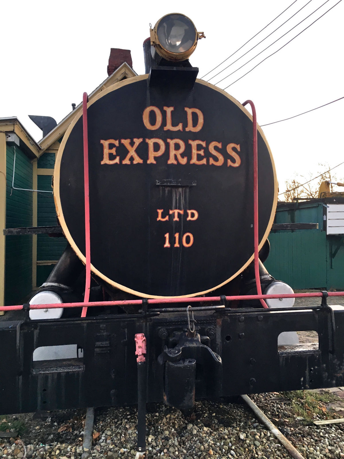 TullysPub3.jpg